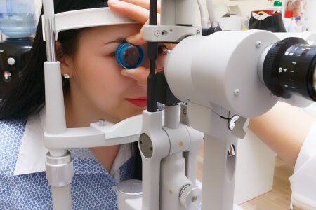 Лечение атрофии зрительного нерва за границей